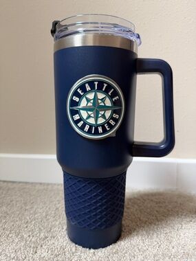 MLB Seattle Mariners Drink Tumbler 40oz Navy Blue Flip Top Lid Waterbottle NEW